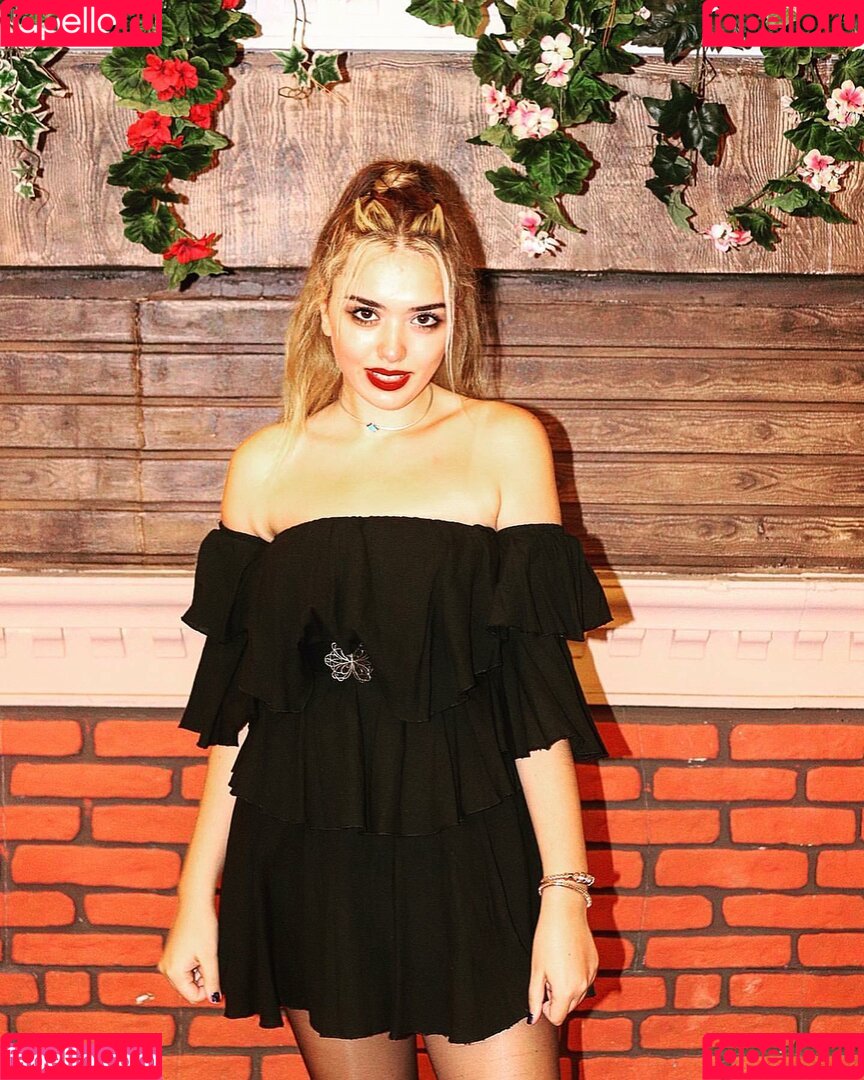 Liseli Eda Onlyfans Photo Gallery 