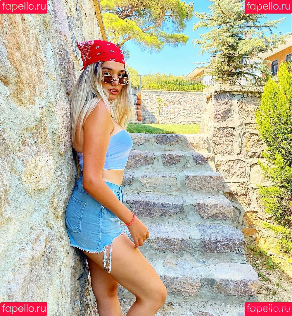 Liseli Eda Onlyfans Photo Gallery 