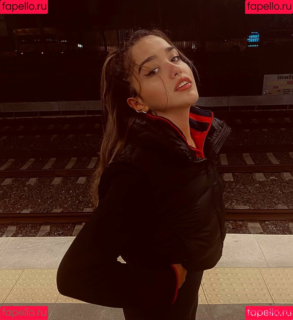 Liseli Eda Onlyfans Photo Gallery 