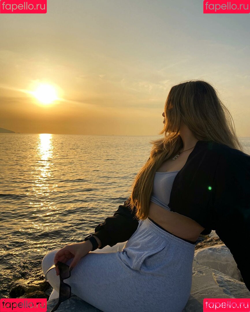 Liseli Eda Onlyfans Photo Gallery 