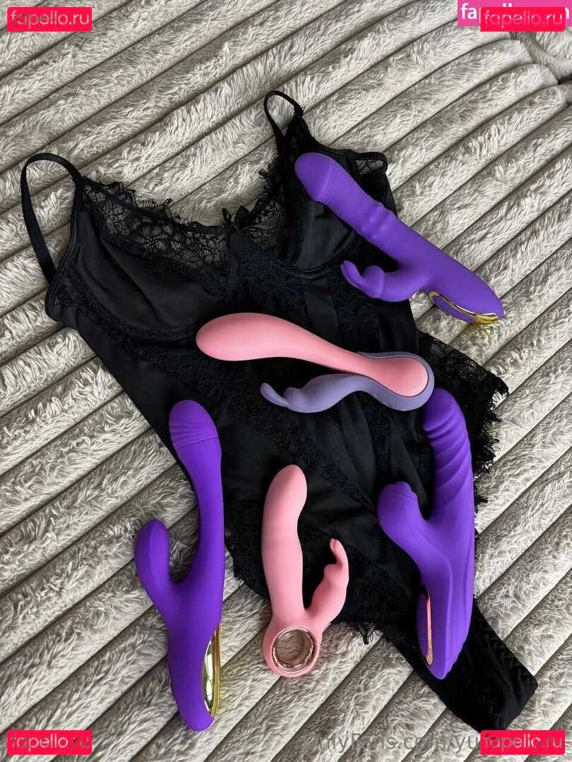 Yunging19 Onlyfans Photo Gallery 