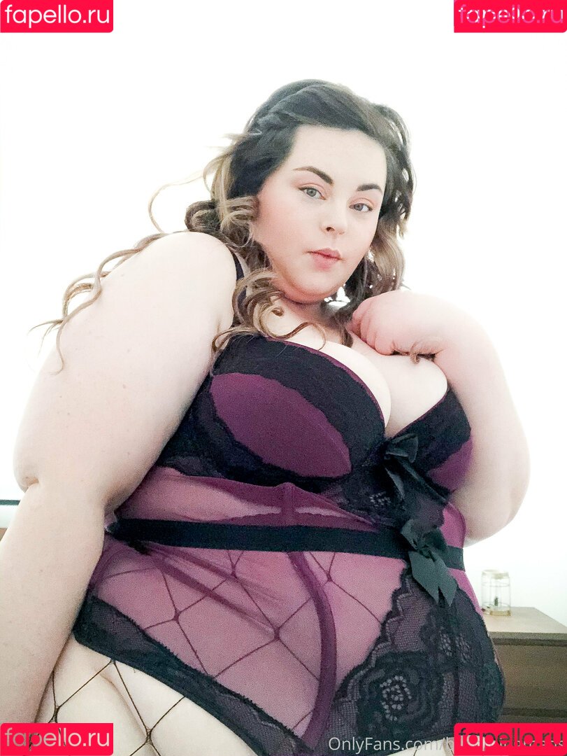 becomingmads Onlyfans Photo Gallery 