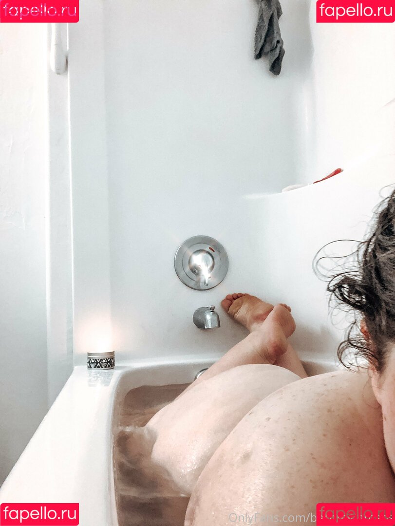 becomingmads Onlyfans Photo Gallery 