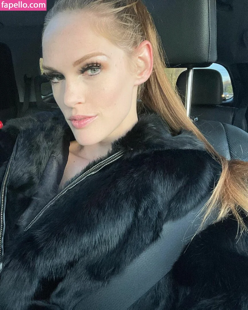 Naughty Ginger Onlyfans Photo Gallery 