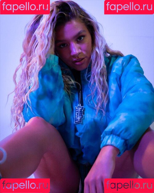 Molly Rainford Onlyfans Photo Gallery 