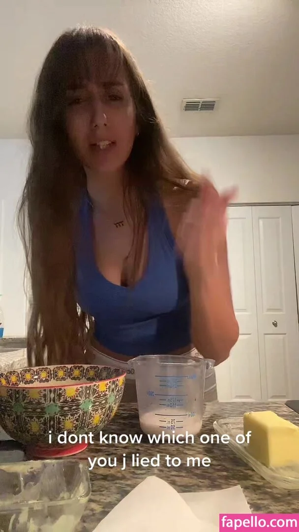 Charly Ashlynn Onlyfans Photo Gallery 