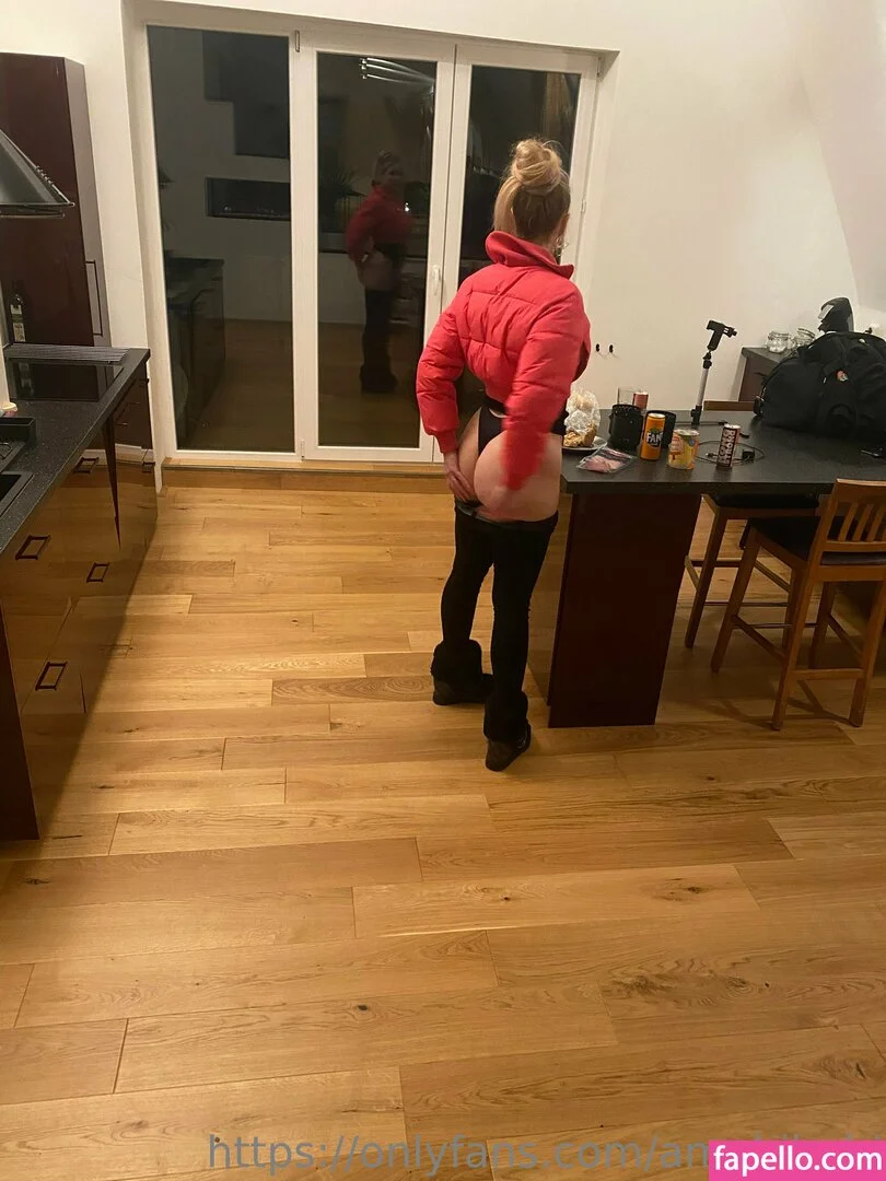 amebibabi Onlyfans Photo Gallery 