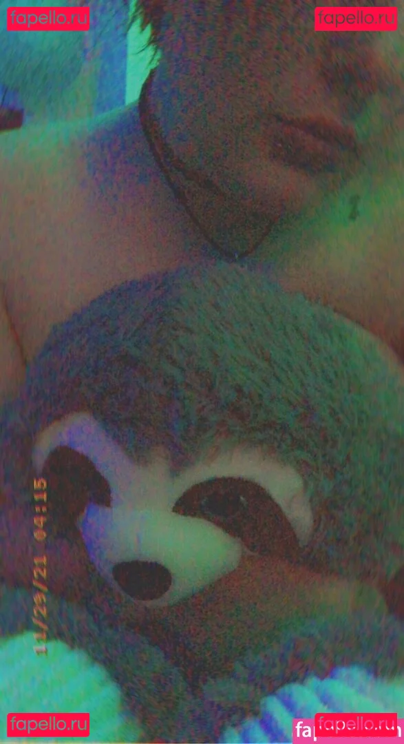 viezu Onlyfans Photo Gallery 