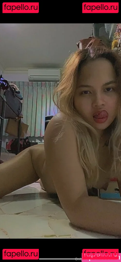 Cottoncollars Onlyfans Photo Gallery 