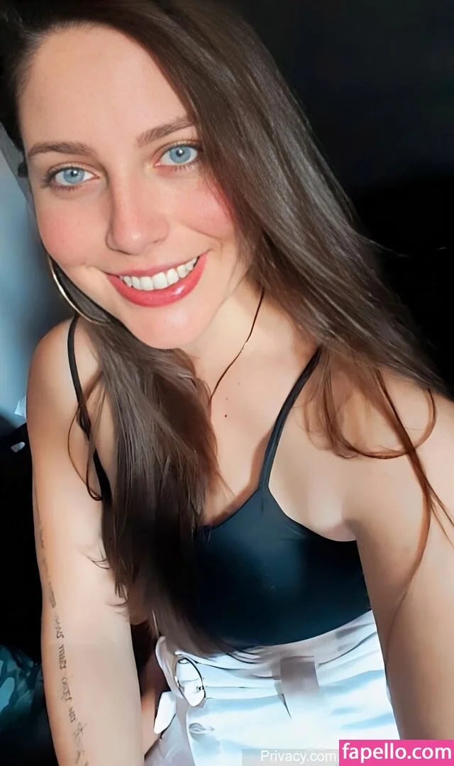 Karol Gaúcha Onlyfans Photo Gallery 