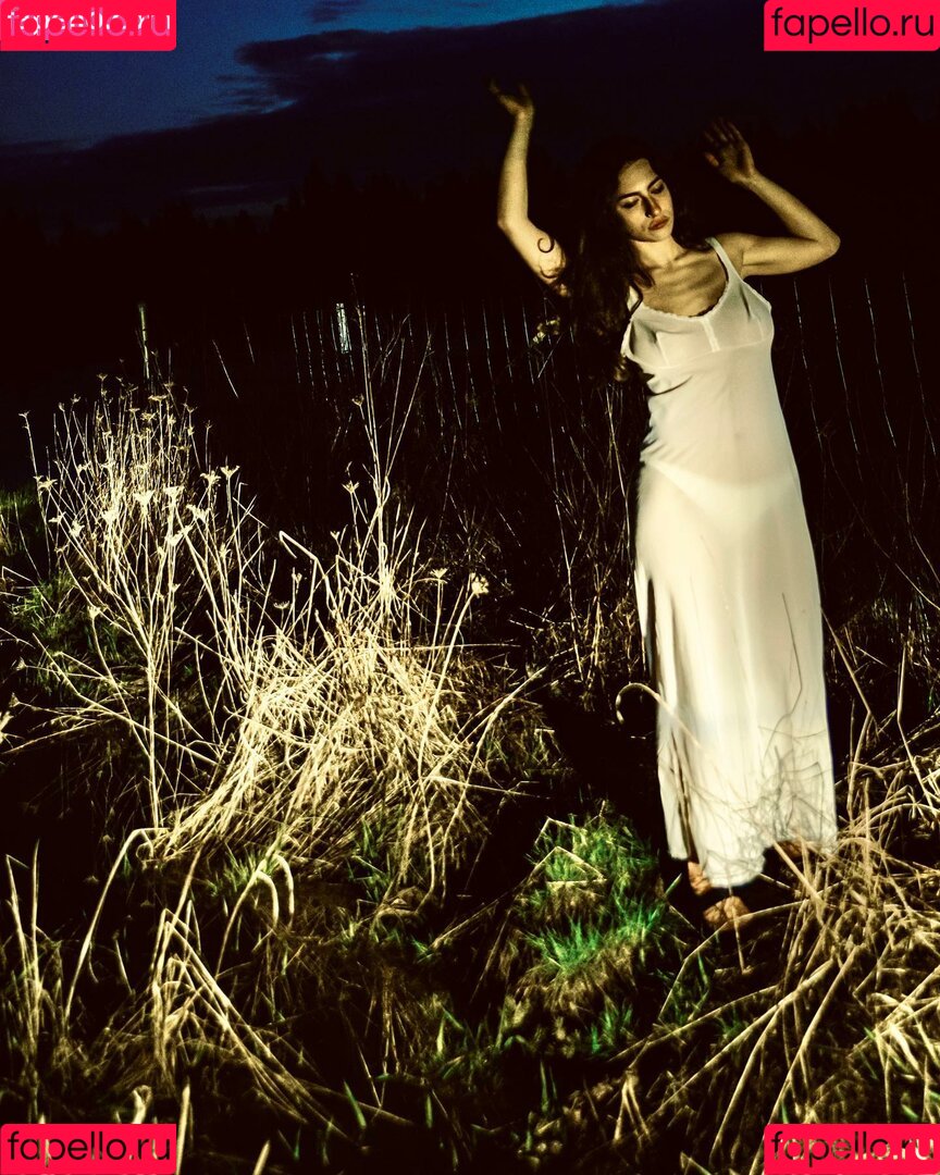 Bella Ossi Onlyfans Photo Gallery 