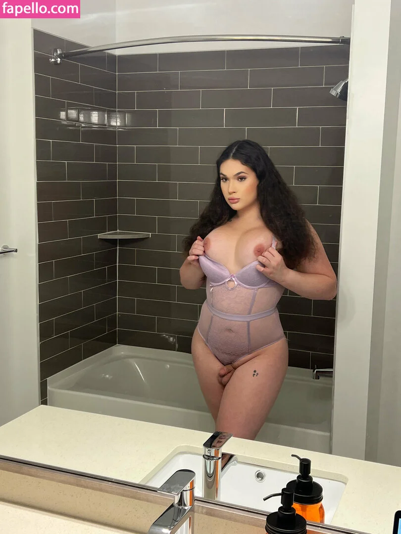 onlymaiaclayre Onlyfans Photo Gallery 