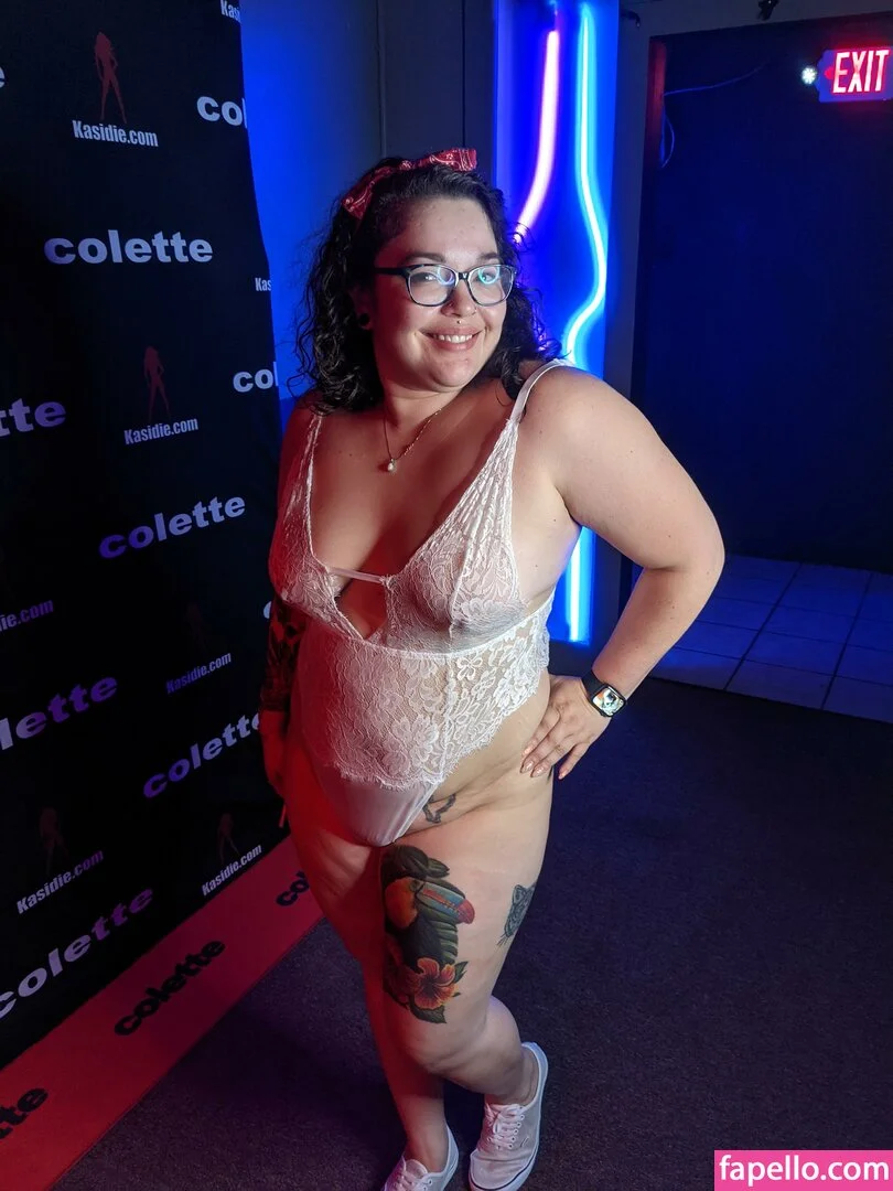 Atxhotwife51263 Onlyfans Photo Gallery 