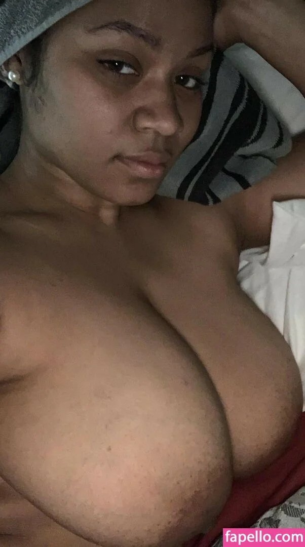 AshleyZee Onlyfans Photo Gallery 