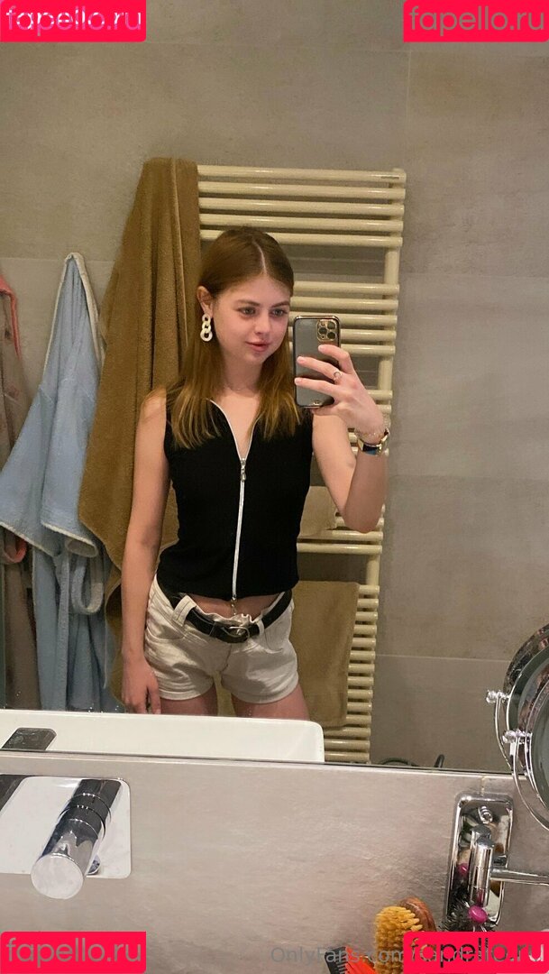 sandra_tiny Onlyfans Photo Gallery 