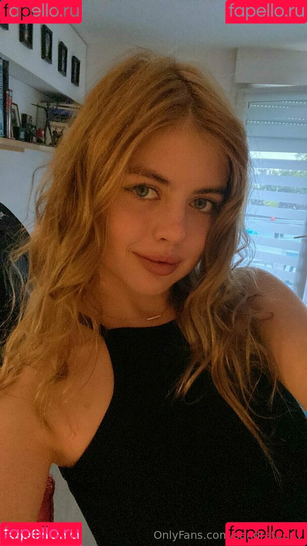 sandra_tiny Onlyfans Photo Gallery 