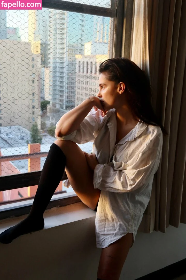 Inde Navarette Onlyfans Photo Gallery 