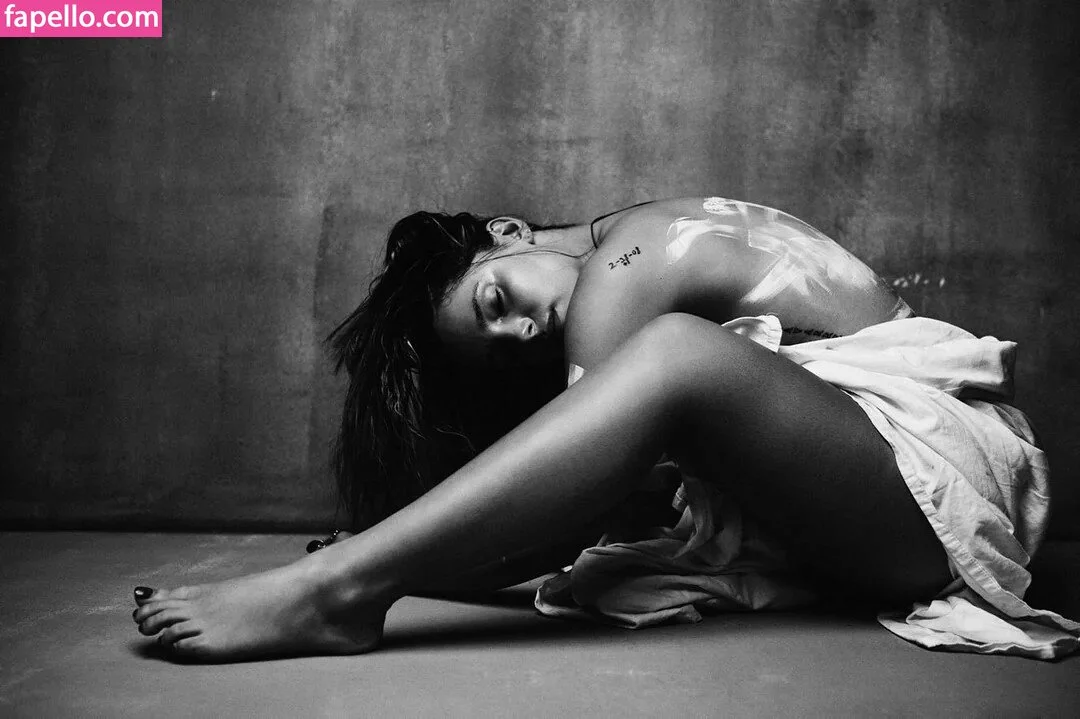 Inde Navarette Onlyfans Photo Gallery 