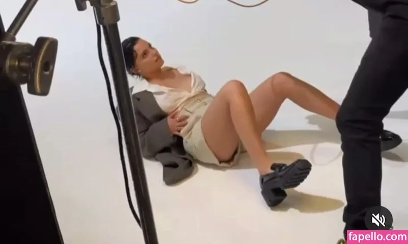 Inde Navarette Onlyfans Photo Gallery 