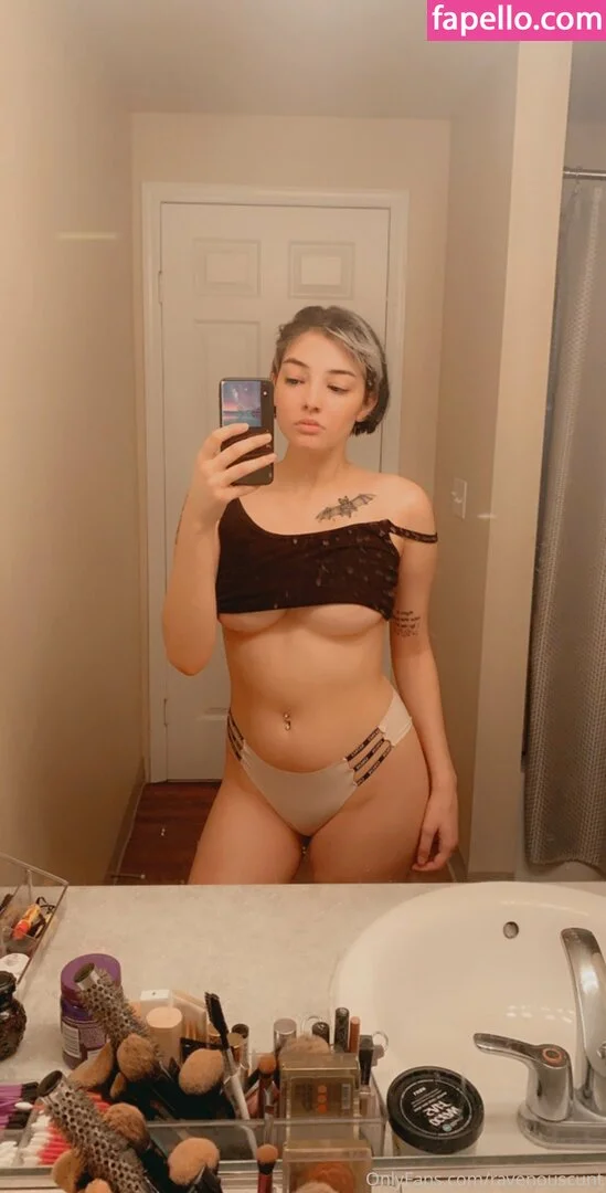 ravenouscunt Onlyfans Photo Gallery 