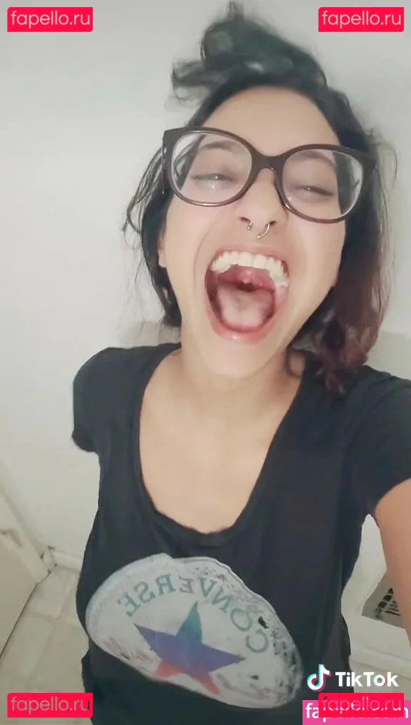 Becca Khalil Onlyfans Photo Gallery 