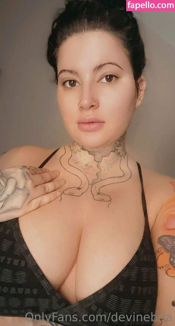 devinebria Onlyfans Photo Gallery 
