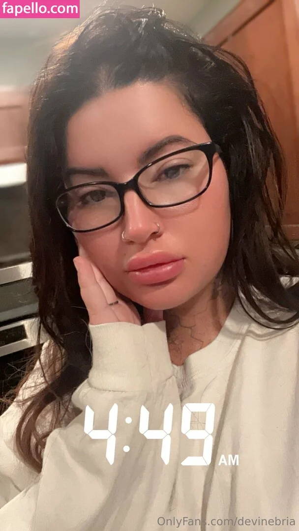 devinebria Onlyfans Photo Gallery 