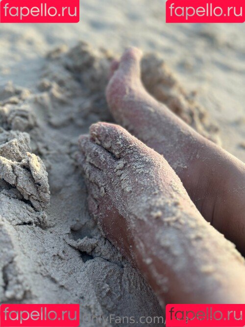 Akidearest Onlyfans Photo Gallery 