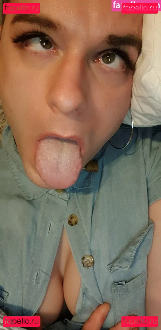 SissyKaya Onlyfans Photo Gallery 