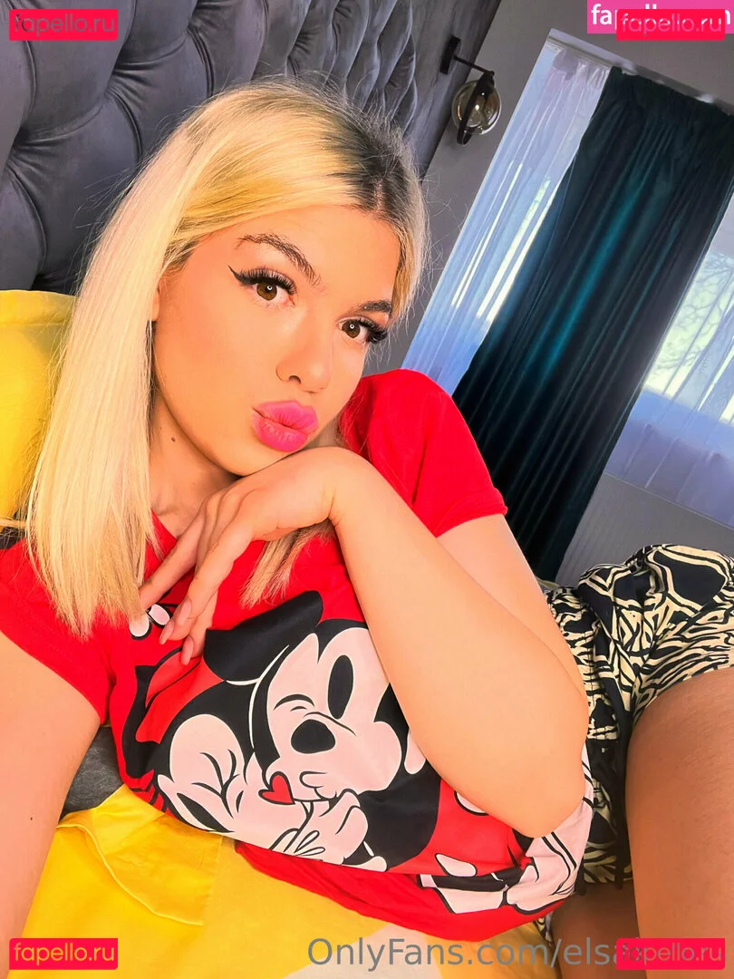 elsakroes Onlyfans Photo Gallery 