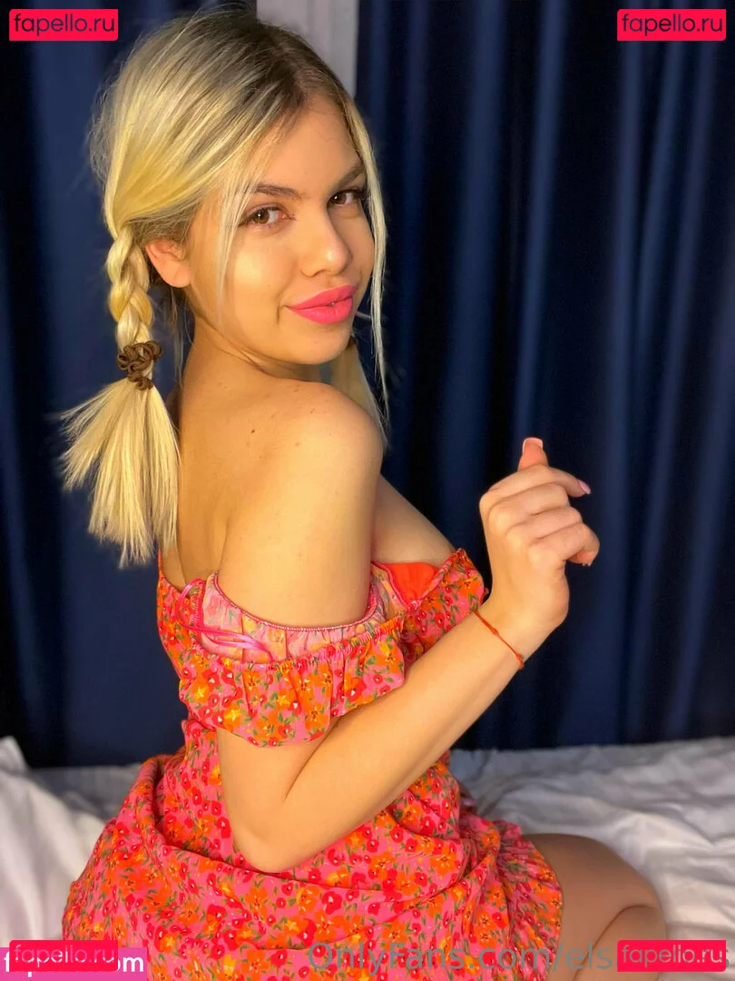 elsakroes Onlyfans Photo Gallery 