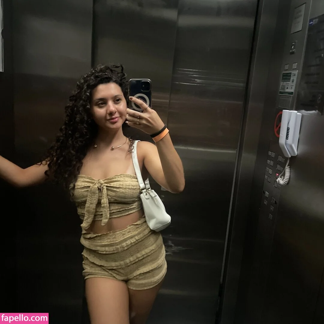 Lorena Tucci Onlyfans Photo Gallery 