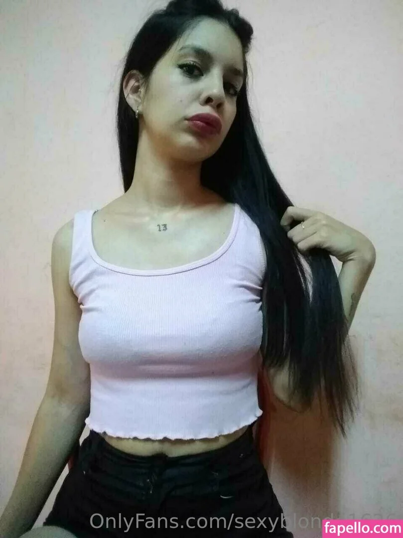 sexyblonde1626 Onlyfans Photo Gallery 