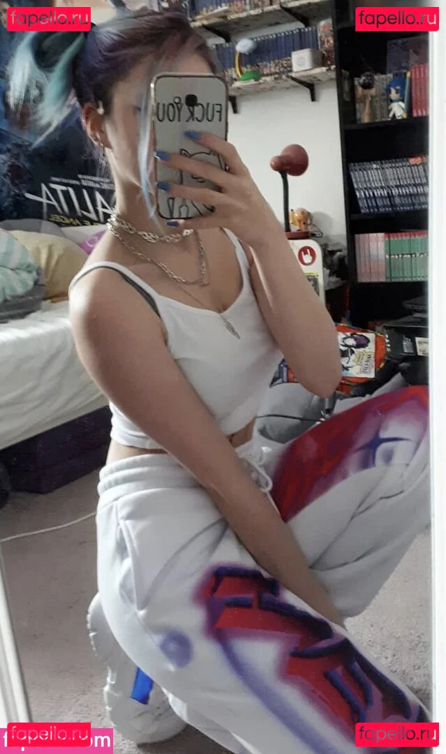 Kira Chanside Onlyfans Photo Gallery 