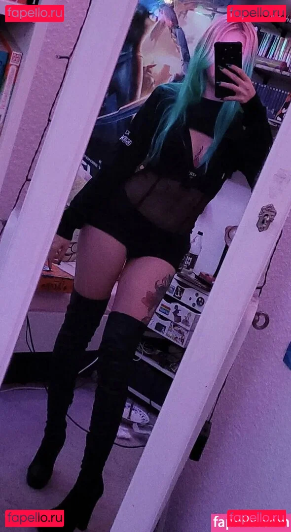 Kira Chanside Onlyfans Photo Gallery 