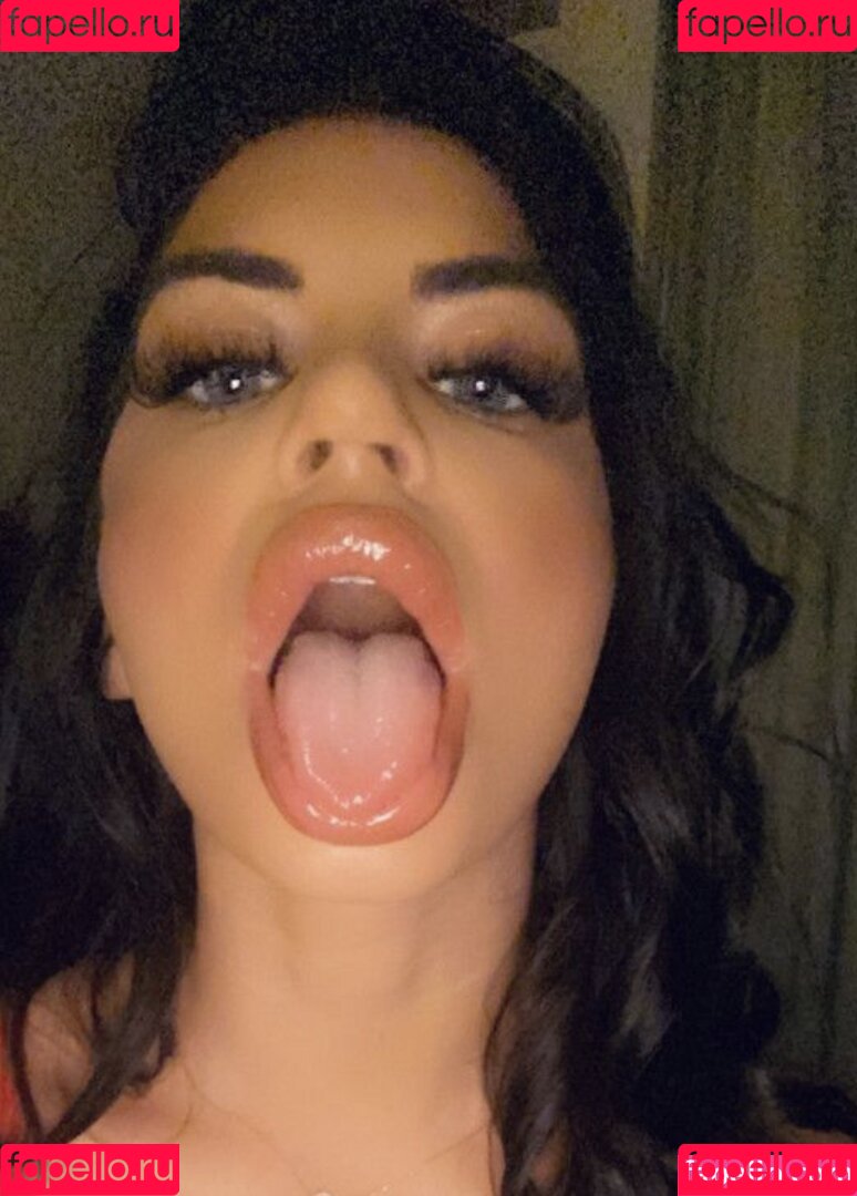 Succubushales Onlyfans Photo Gallery 