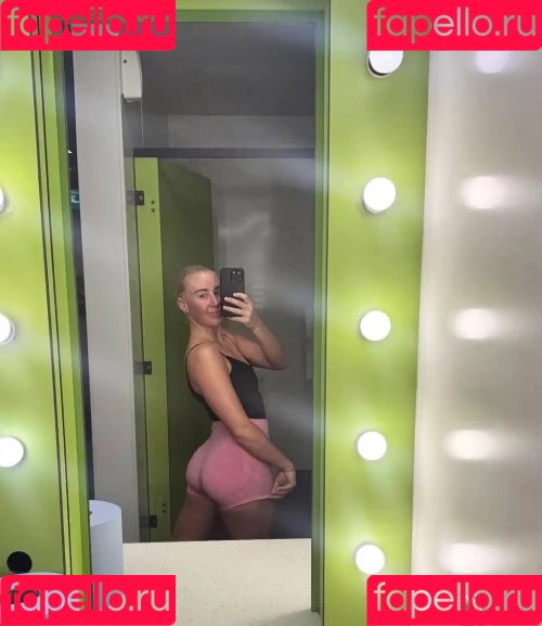 Shauna Bannon Onlyfans Photo Gallery 