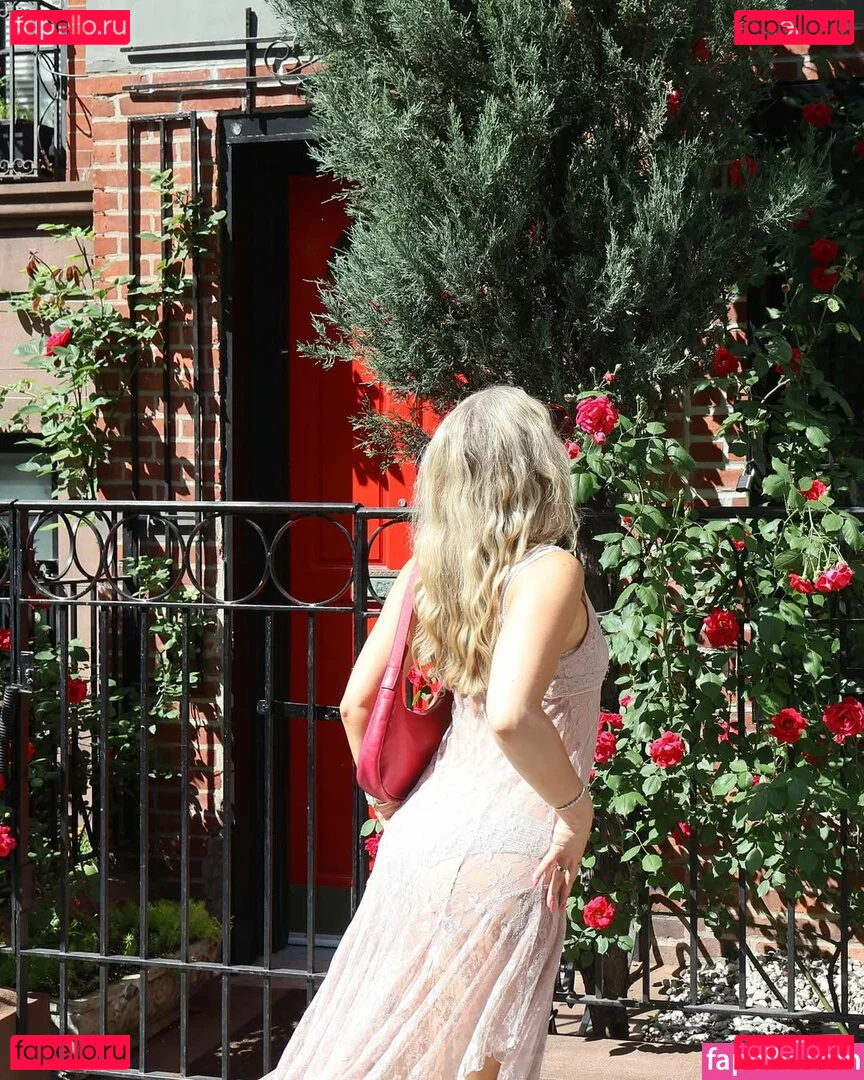 Sabrina Brier Onlyfans Photo Gallery 