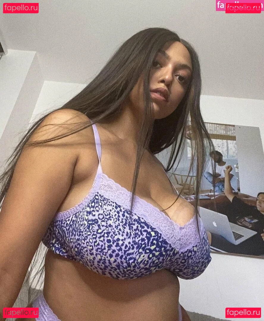 Mahalia Onlyfans Photo Gallery 
