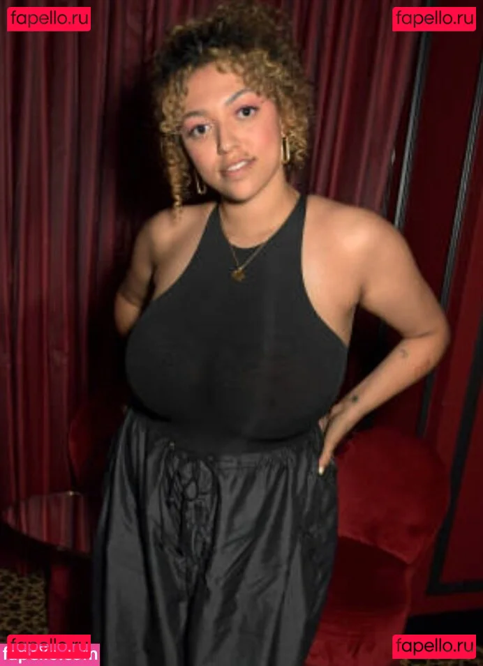 Mahalia Onlyfans Photo Gallery 