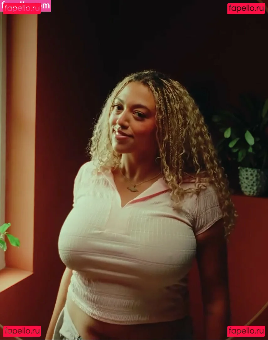 Mahalia Onlyfans Photo Gallery 