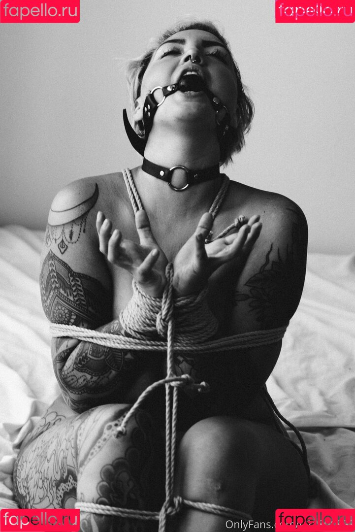 lunalynn26 Onlyfans Photo Gallery 