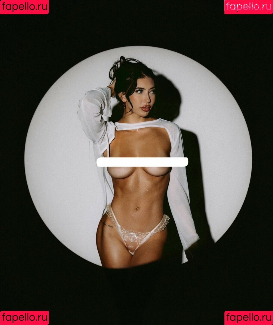 Charlie Joy Onlyfans Photo Gallery 