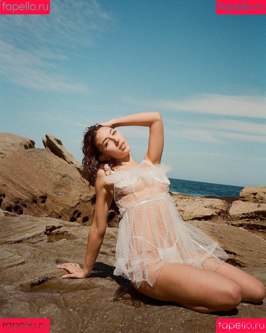 Charlie Joy Onlyfans Photo Gallery 