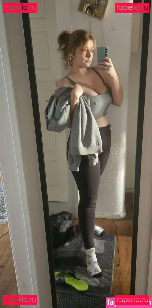 Itsschmolli Onlyfans Photo Gallery 