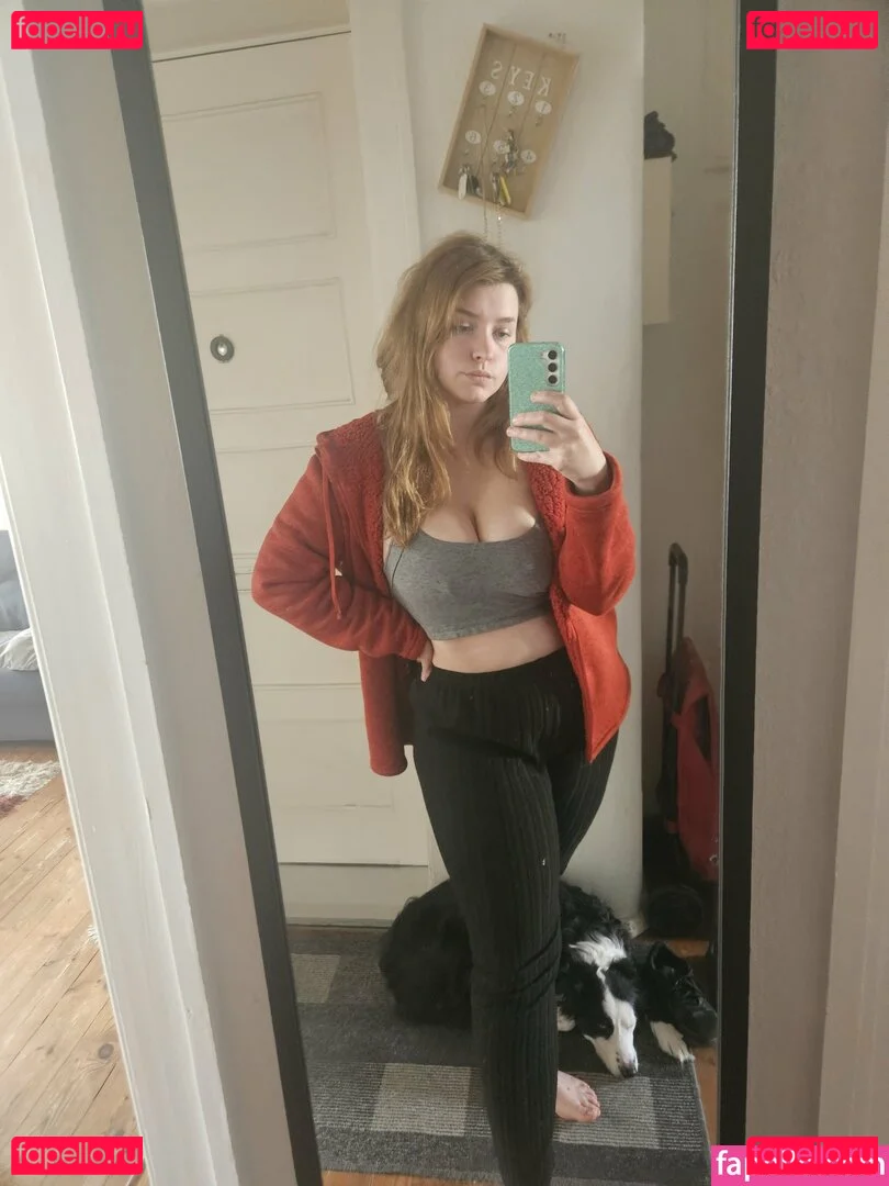 Itsschmolli Onlyfans Photo Gallery 