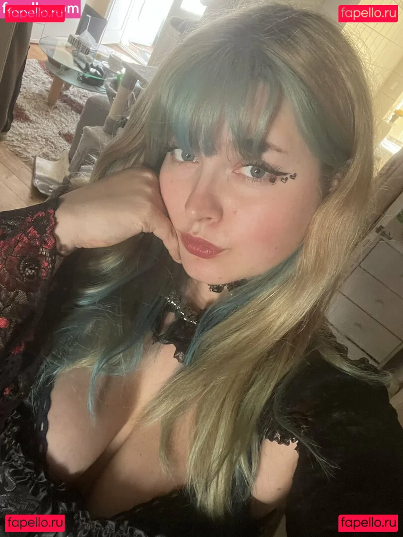 Itsschmolli Onlyfans Photo Gallery 