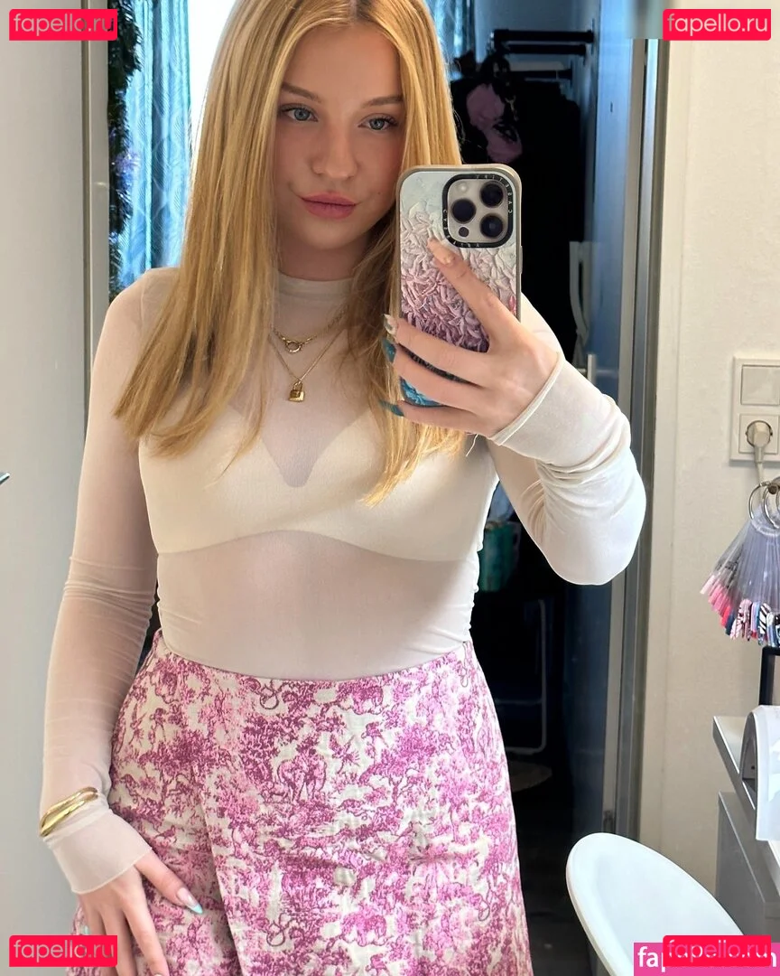 Miss Cherry Onlyfans Photo Gallery 