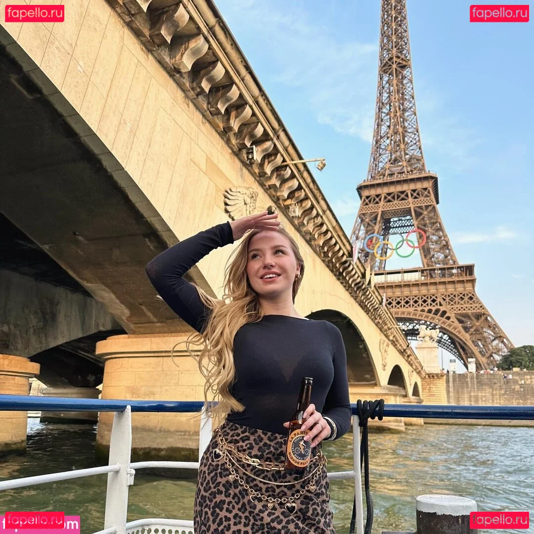 Miss Cherry Onlyfans Photo Gallery 