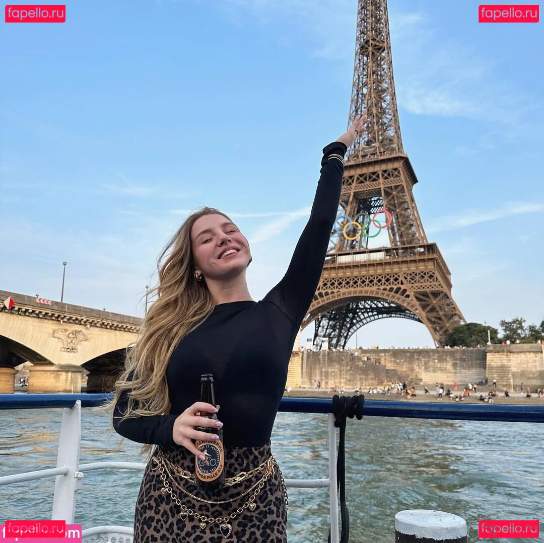 Miss Cherry Onlyfans Photo Gallery 